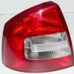 Ліхтар задній (стоп) лівий Skoda OCTAVIA 2009+