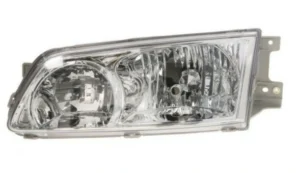 Фара ліва HYUNDAI H-1 / H200 2000-04