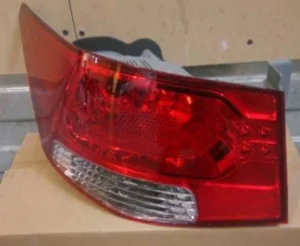 Ліхтар задній (стоп) лівий у крилі KIA CERATO 2009-2012 Cедан