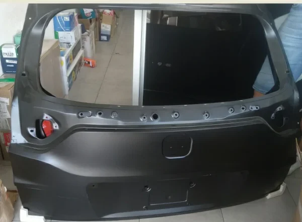 Кришка багажника Honda HRV 2015-2021, FP 3043 531