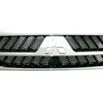 Решітка радіатора Mitsubishi Pajero Wagon 3 2003-2007 хром/сірий мет., FP 3735 990-P
