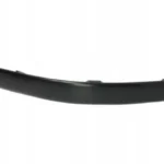 Молдинг (полоска) переднього бампера правий Toyota Avensis 2003-2006, FP 7010 922