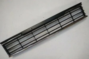 Решітка бампера Volkswagen Passat B7 Європа 2010-2014 середня, FP 7423 912