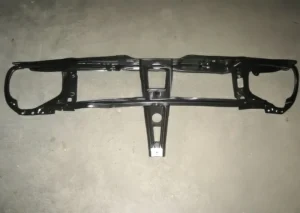 Передня установочна панель верхня Volkswagen Jetta 2 1984-1992, 051 0600 200