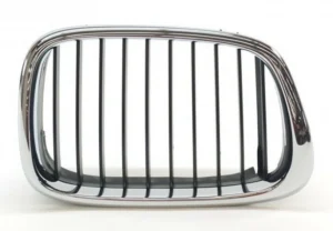 Решітка в капоті права BMW 5 E39, 014 0089 994