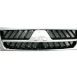 Решітка радіатора Mitsubishi PAJERO 2003-2007, 036 0365 990C